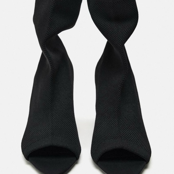 ZARA Open Toe Fabric Ankle Boots Black Sz 9 BRAND NEW W TAGS!! NEVER WORN - Picture 3 of 6